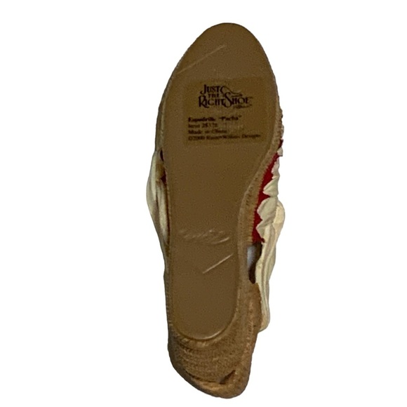 Just The Right Shoe Vintage Espadrille Pacha Collectible Mini High Heel Shoe - Picture 10 of 16